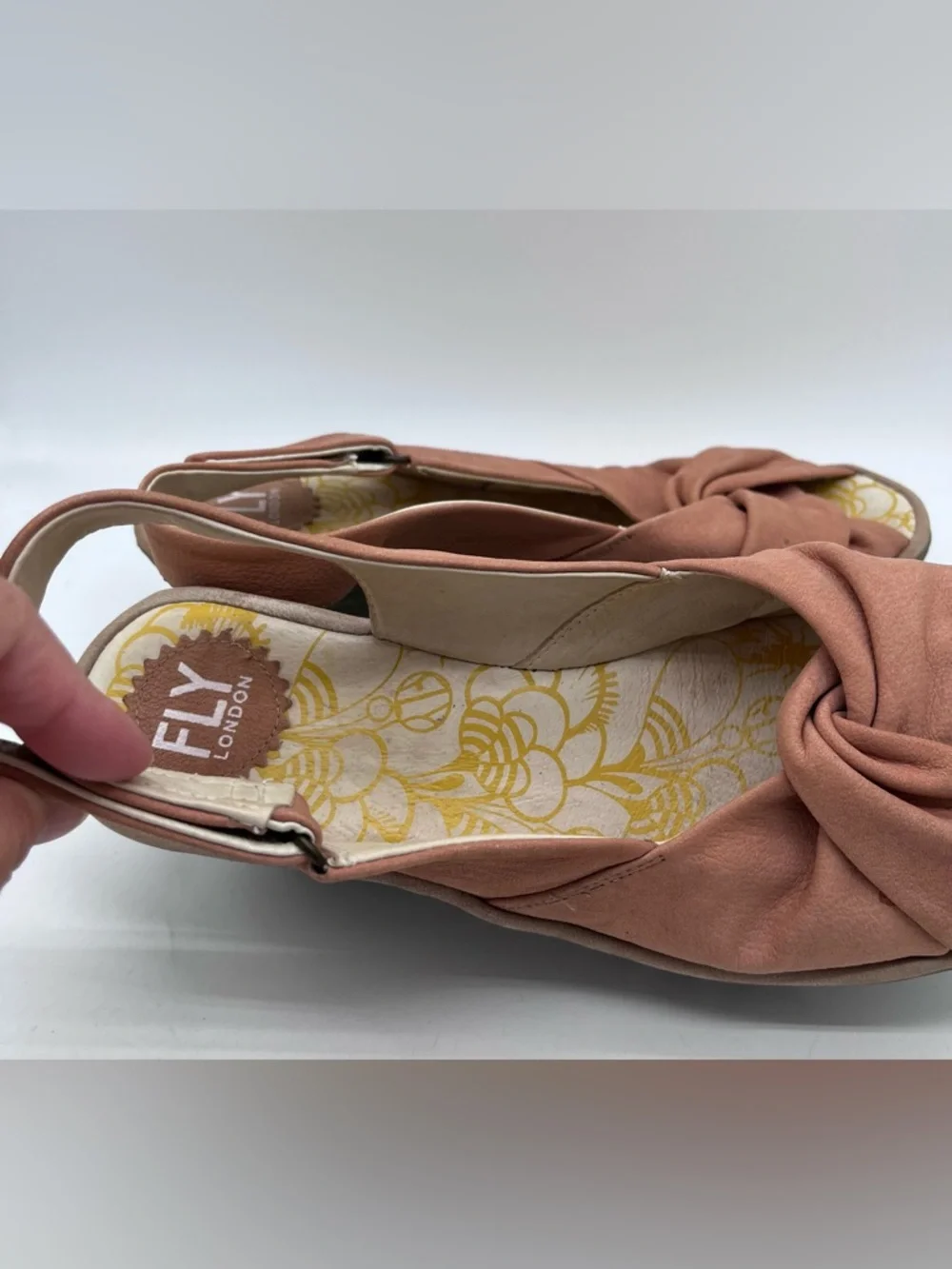FLY LONDON Yata Pink Nubuck Suede Wedge Sling Back Peep Toe Sandals size 40
